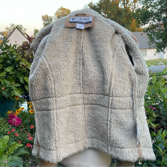 Columbia Sportswear Company Faux Shearling and Suede Short Coat Size Small - Picture 12 of 15